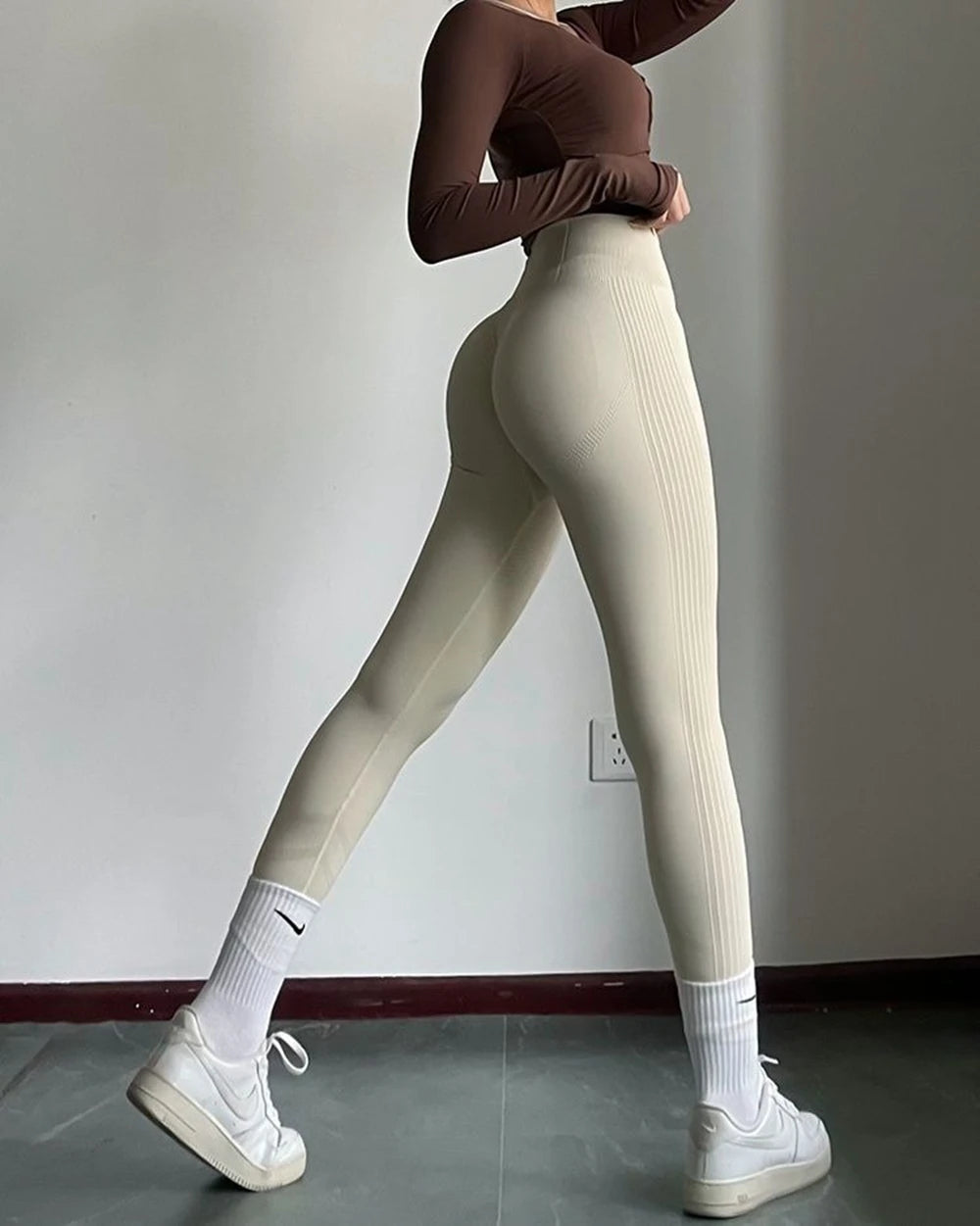 Dámské sportovní legíny s vysokým pasem